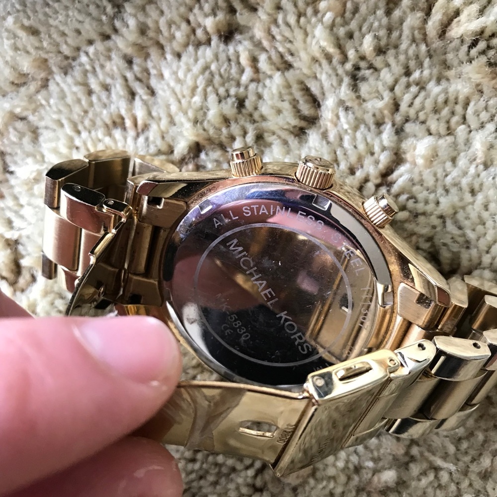 Michael Kors Watch - Picture 4 of 4